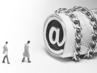 鱼钱包App贷款平台测评：理性借贷与财富管理的双刃剑